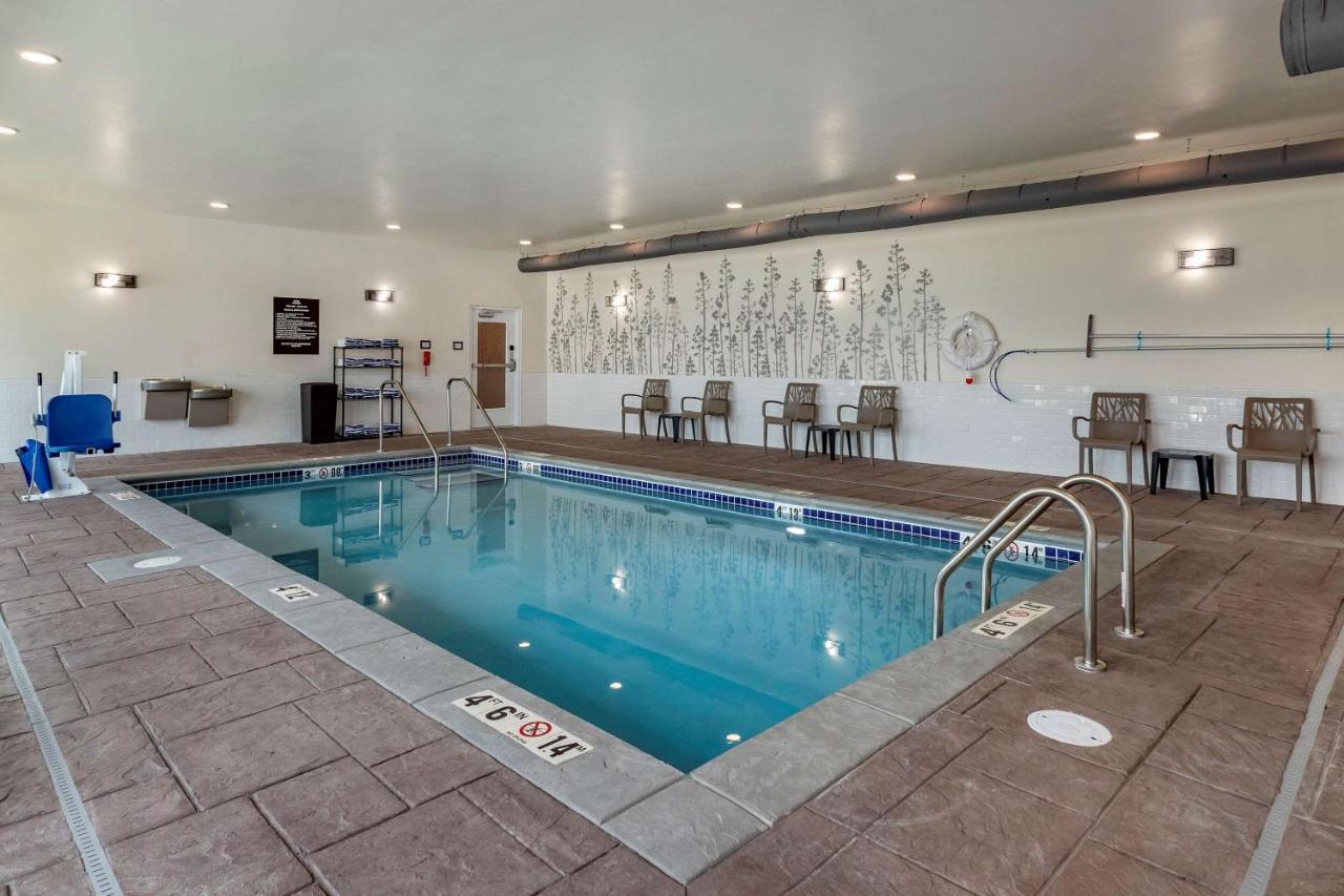 Mainstay Suites Waukee-West Des Moines Zewnętrze zdjęcie