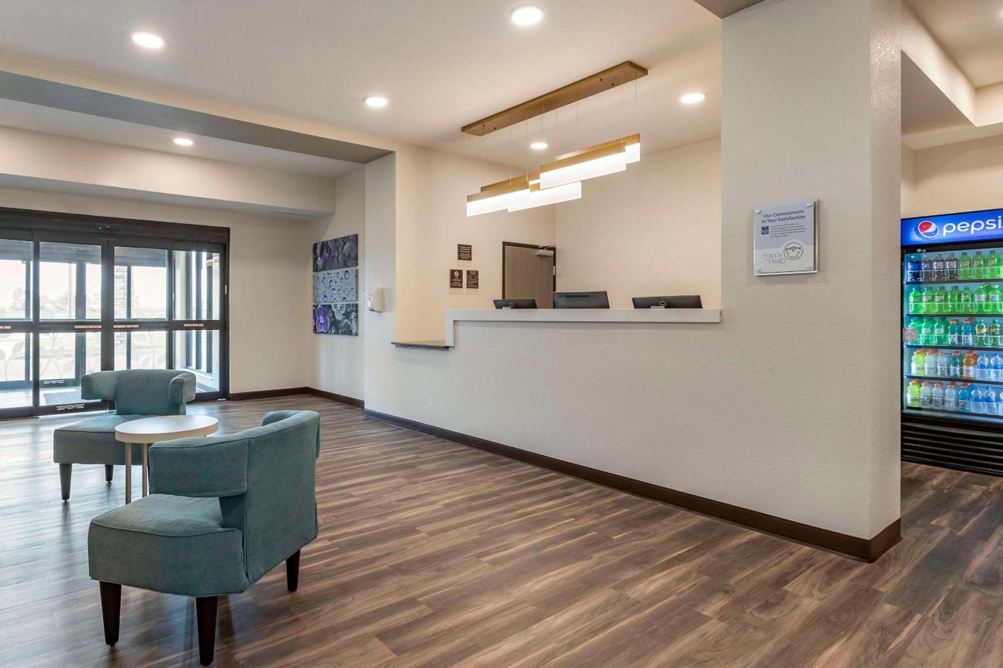 Mainstay Suites Waukee-West Des Moines Zewnętrze zdjęcie